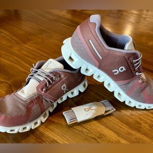 On Clouds Women’s Sneakers